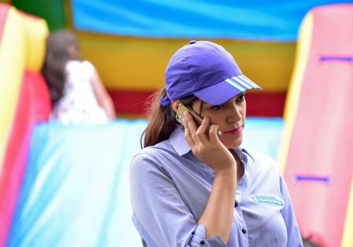 girl-talking-on-a-cell-phone-3840584_1920